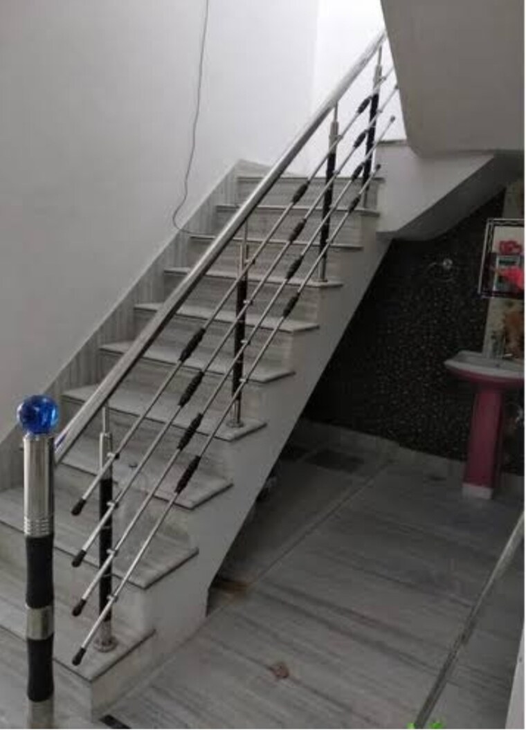 undefined, khanpur 3 Bedroom 1000 Sq.Ft. Builder Floor In Khanpur Delhi 8635850