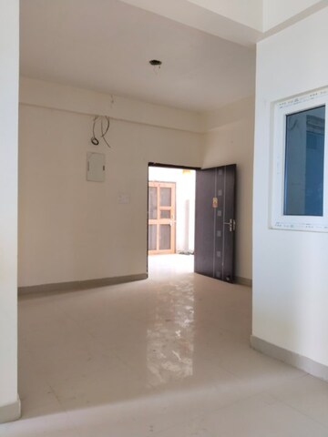 3 BHK Apartment For Rent in Chitaipur