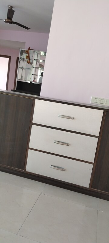 Furnished Amenities in 2 BHK Apartment at BPTP Park Grandeura, Sector 82 – for Rent