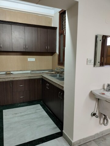 Kitchen in 2 BHK Builder Floor at Sector 47 – for Rent