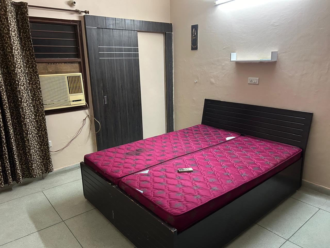 1 BHK + Pooja Room Builder Floor For Rent in Sector 47