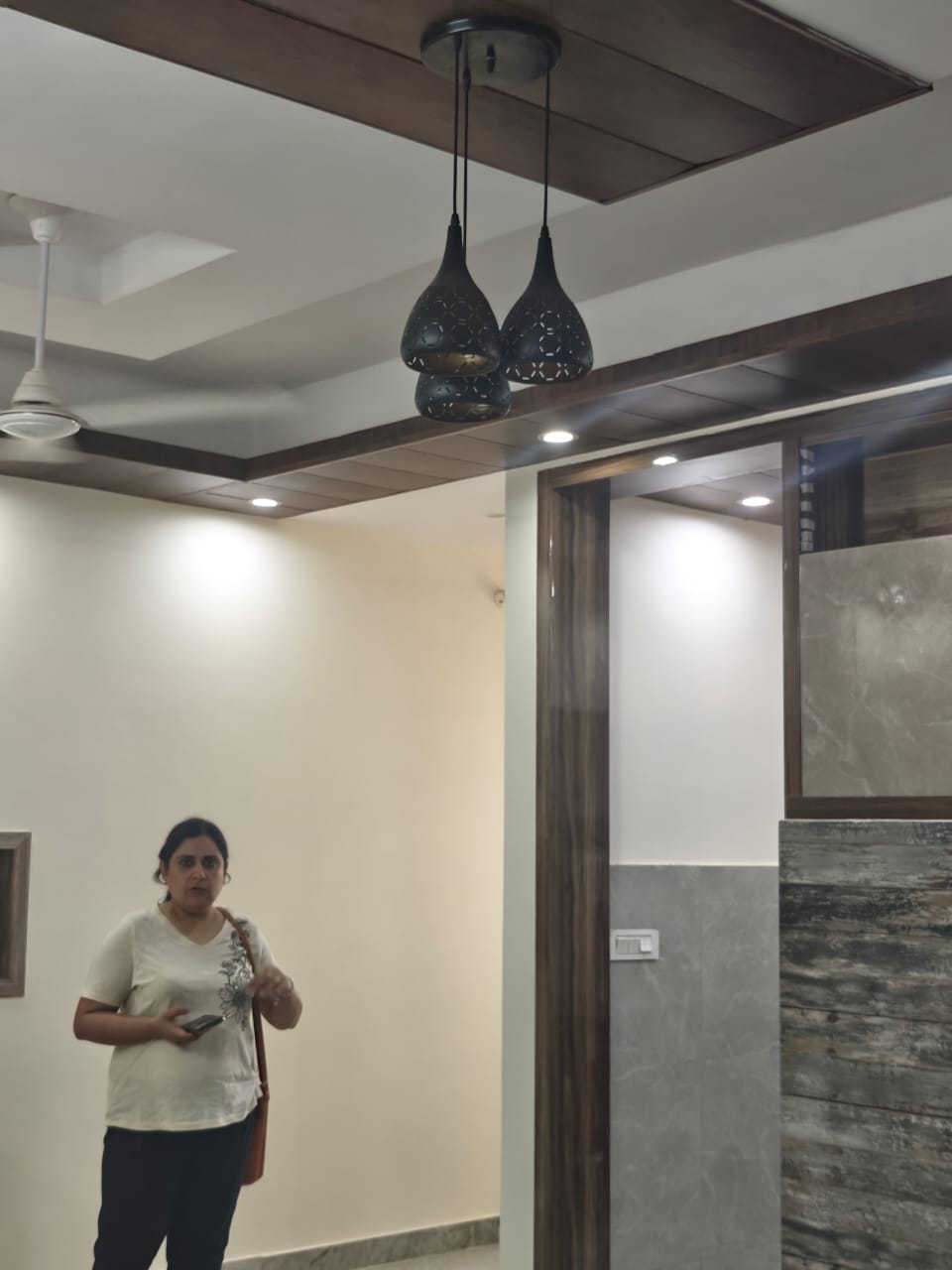 3.5 BHK + Servant Room 250 Sq.Yd. Builder Floor in BPTP District