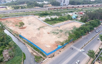 Plot For Sale in Chikka Madhure