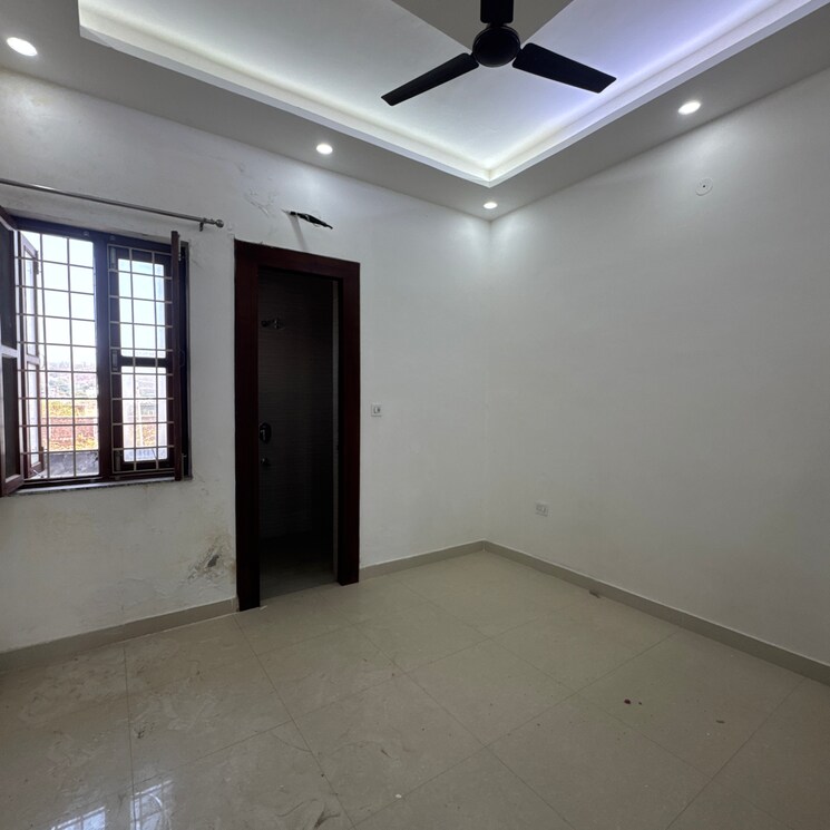 Room, sahastradhara road 2 Bedroom 1800 Sq.Ft. Apartment In Sahastradhara Road Dehradun 8635988