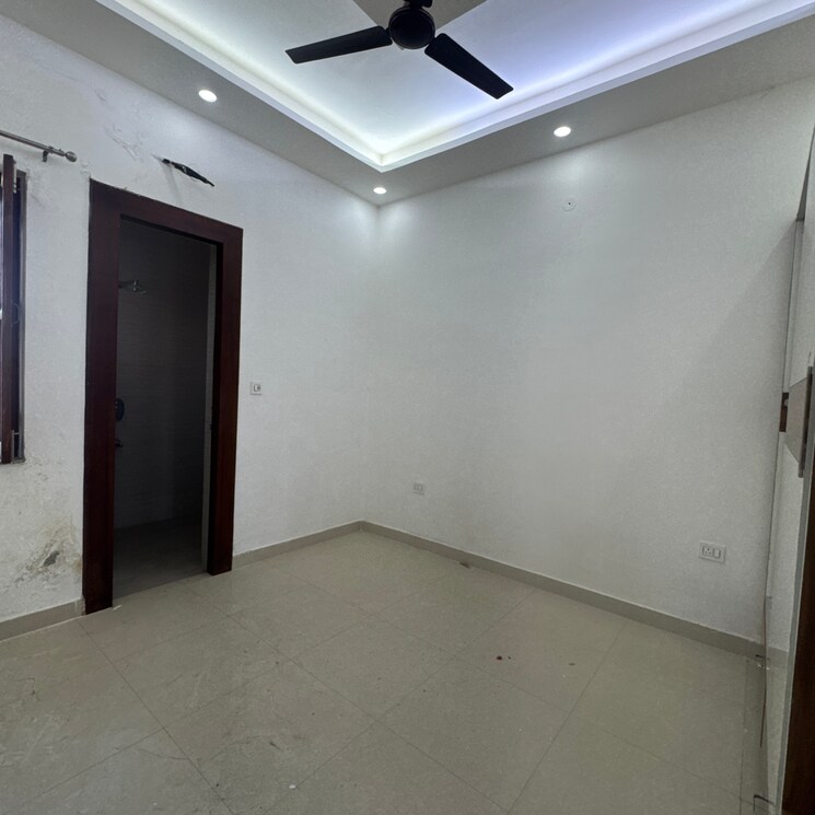 Room, sahastradhara road 2 Bedroom 1800 Sq.Ft. Apartment In Sahastradhara Road Dehradun 8635988