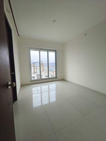 Room in 3 BHK Apartment at Kapur Bawdi – for Sale
