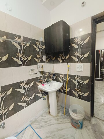 Attached Bathroom in 2 BHK Apartment at Sunny Enclave – for Rent