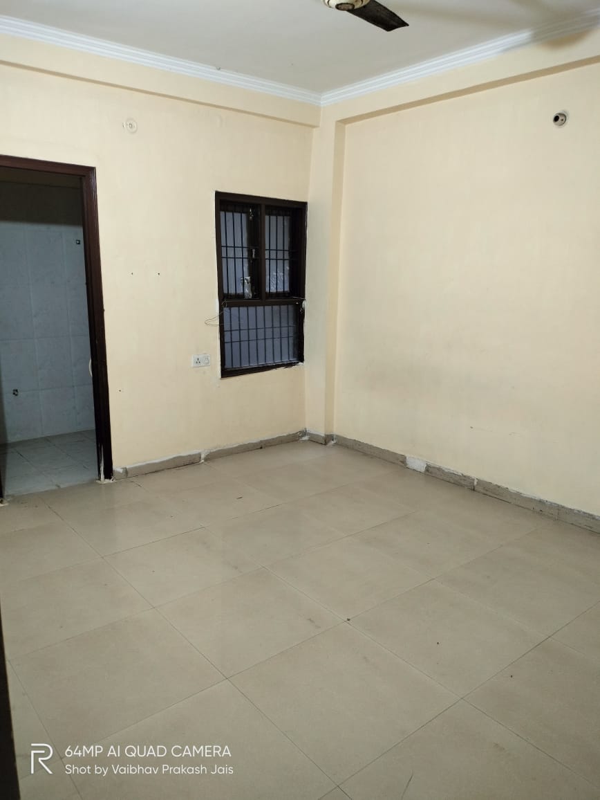 2 BHK + Extra Room Independent House For Sale in Santi Nager Colony 