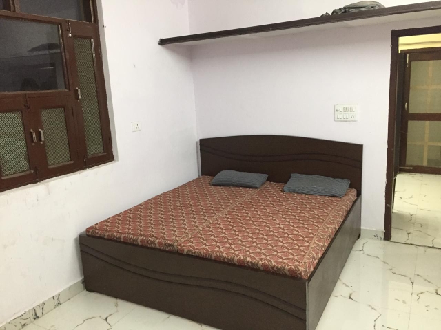 2 BHK Builder Floor For Rent in SS Mayfield Gardens