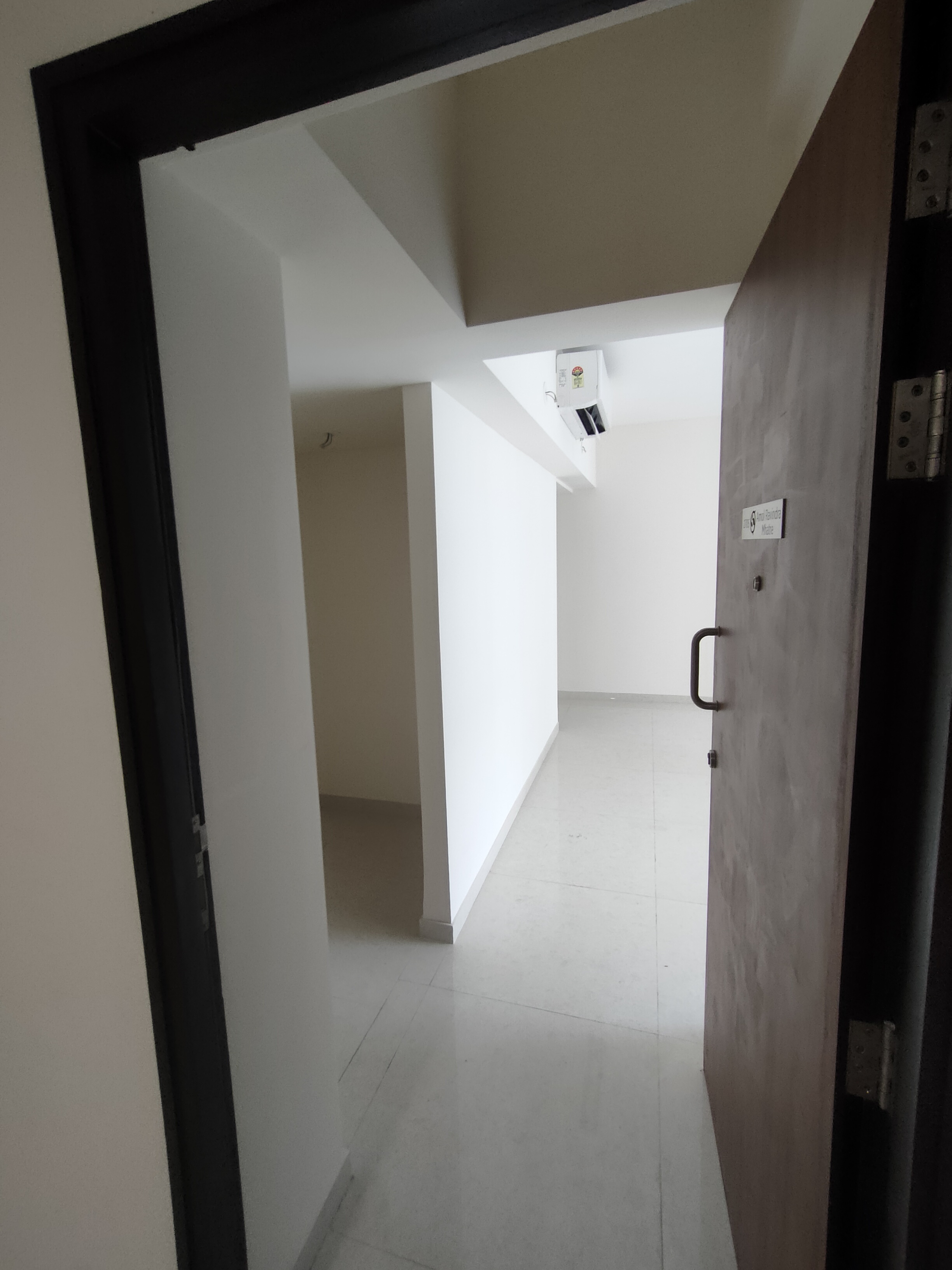 1.5 BHK Apartment For Rent in Lodha Amara