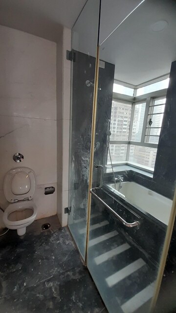 Bathroom in 4 BHK Apartment at Prabhadevi CHS, Prabhadevi – for Rent