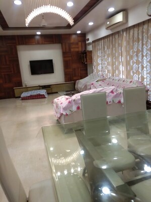 Living Room in 4 BHK Apartment at Supreme Pallacio, Baner – for Sale