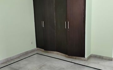 2 BHK Builder Floor For Rent in Sector 46