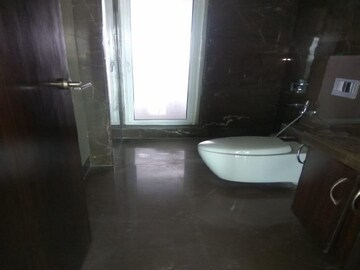 Bathroom in 4 BHK Apartment at Bayview Terraces, Prabhadevi – for Rent