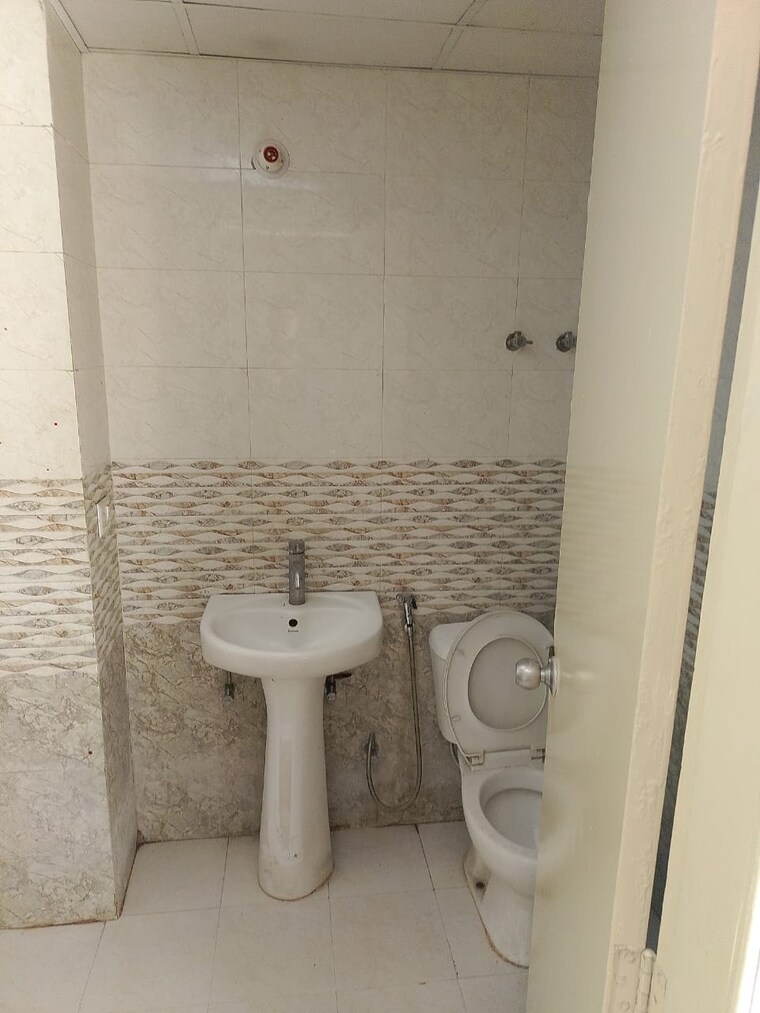 Bathroom, panchsheel-hynish 2 Bedroom 610 Sq.Ft. Apartment In Sector 1 Greater Noida Greater Noida 8636245