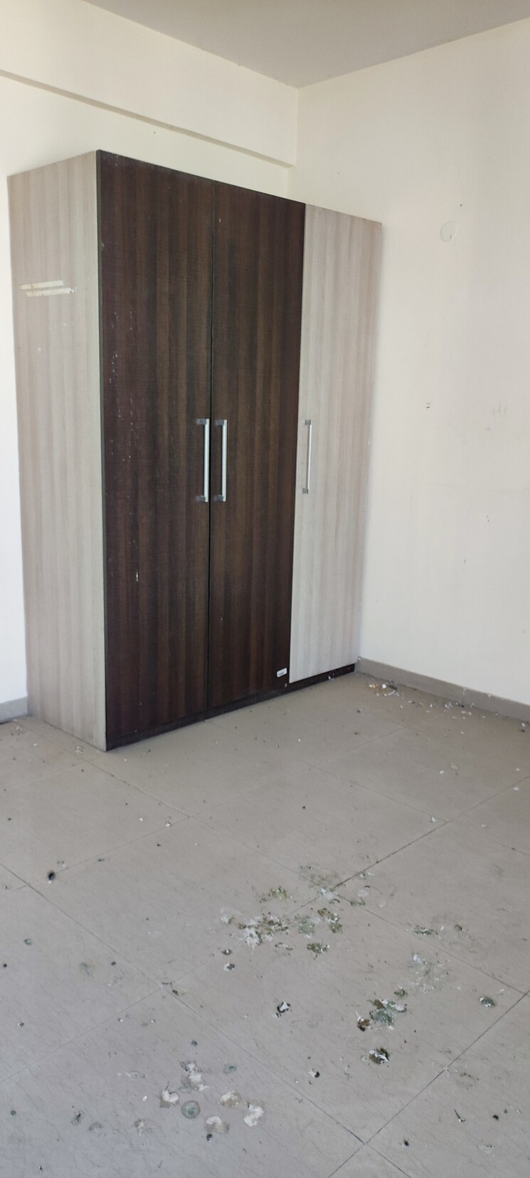 Room, omaxe-new-heights 2.5 Bedroom 1300 Sq.Ft. Apartment In Sector 78 Faridabad 8636249