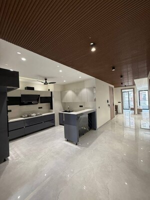 Master Bedroom in 4 BHK Builder Floor at Sector 49 – for Sale