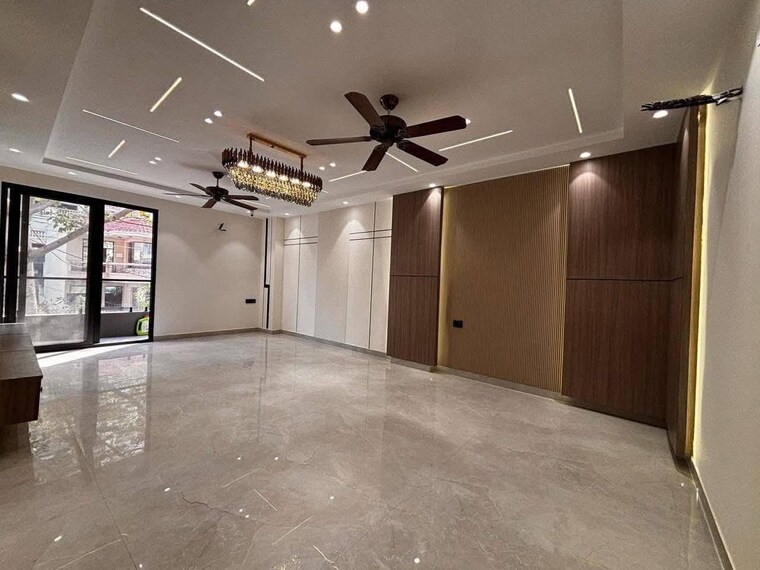 Room, sector 49 4 Bedroom 1800 Sq.Ft. Builder Floor In Sector 49 Gurgaon 8636265