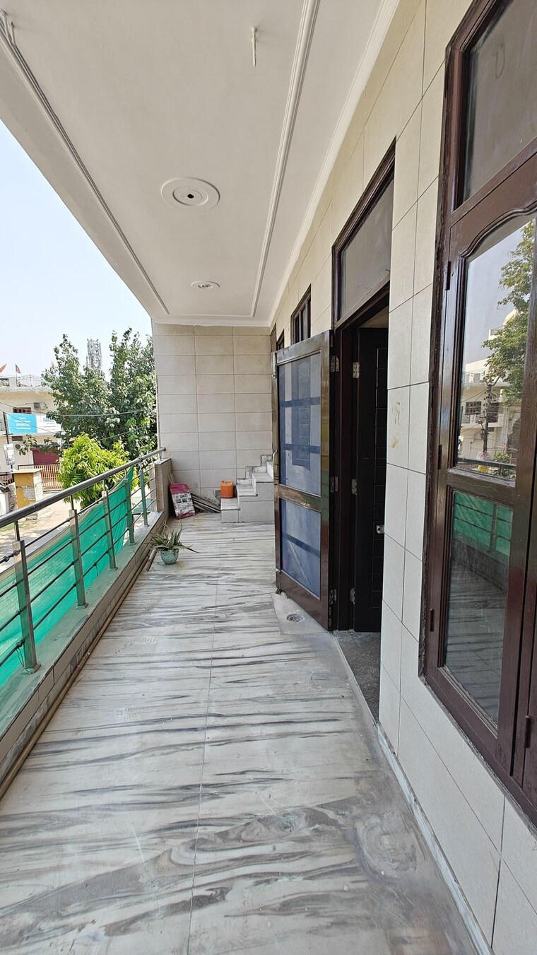 Balcony, fidato-honour-homes 3 Bedroom 180 Sq.Yd. Builder Floor In Sector 89 Faridabad 8636256