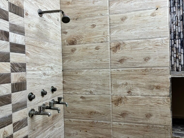 Bathroom, fidato-honour-homes 3 Bedroom 180 Sq.Yd. Builder Floor In Sector 89 Faridabad 8636256