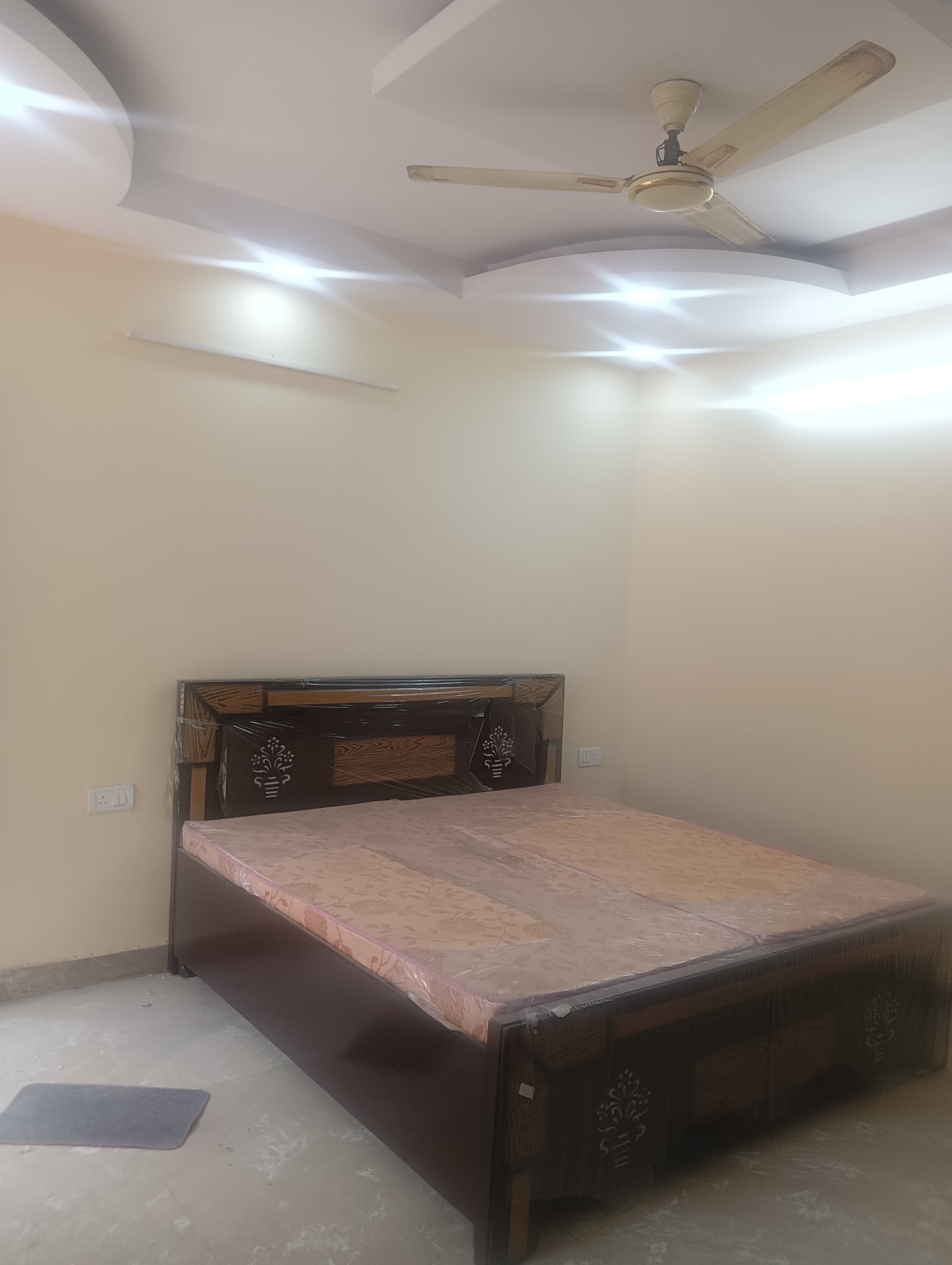2 BHK Builder Floor For Rent in Govindpuri