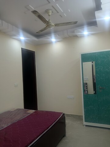 Room in 2 BHK Builder Floor at Govindpuri – for Rent