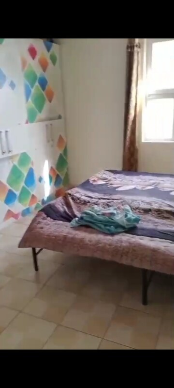 Room in 2 BHK Apartment at Sector 86 – for Rent