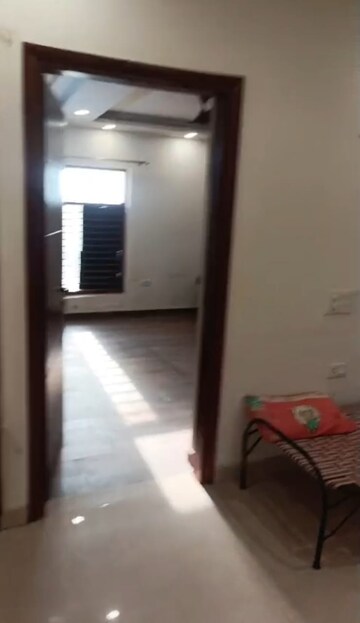 Room in 3 BHK Builder Floor at BP Homes, Sector 85 – for Rent