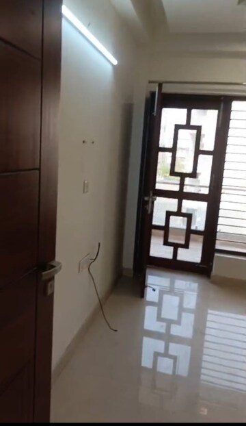 Staircase in 3 BHK Builder Floor at BP Homes, Sector 85 – for Rent