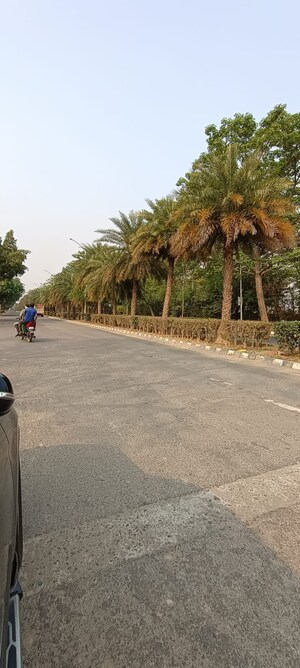  Plot – Exterior View View at Gt Road - for Sale