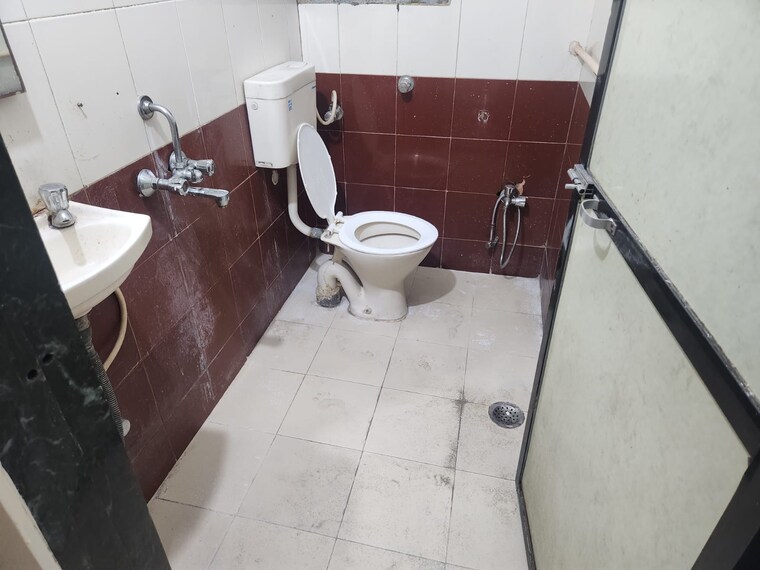 Bathroom, kt-radhe-mohan 1 Bedroom 630 Sq.Ft. Apartment In Kopar Khairane Navi Mumbai 8636325