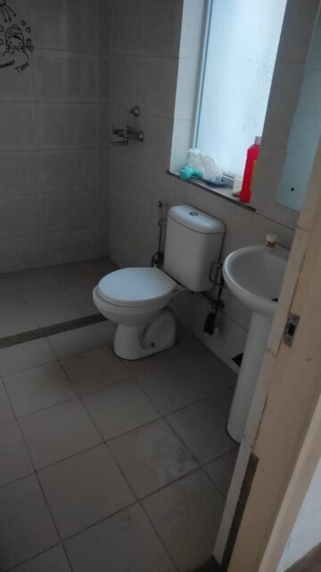 Bathroom in 1 BHK Villa at Sector 35 – for Rent