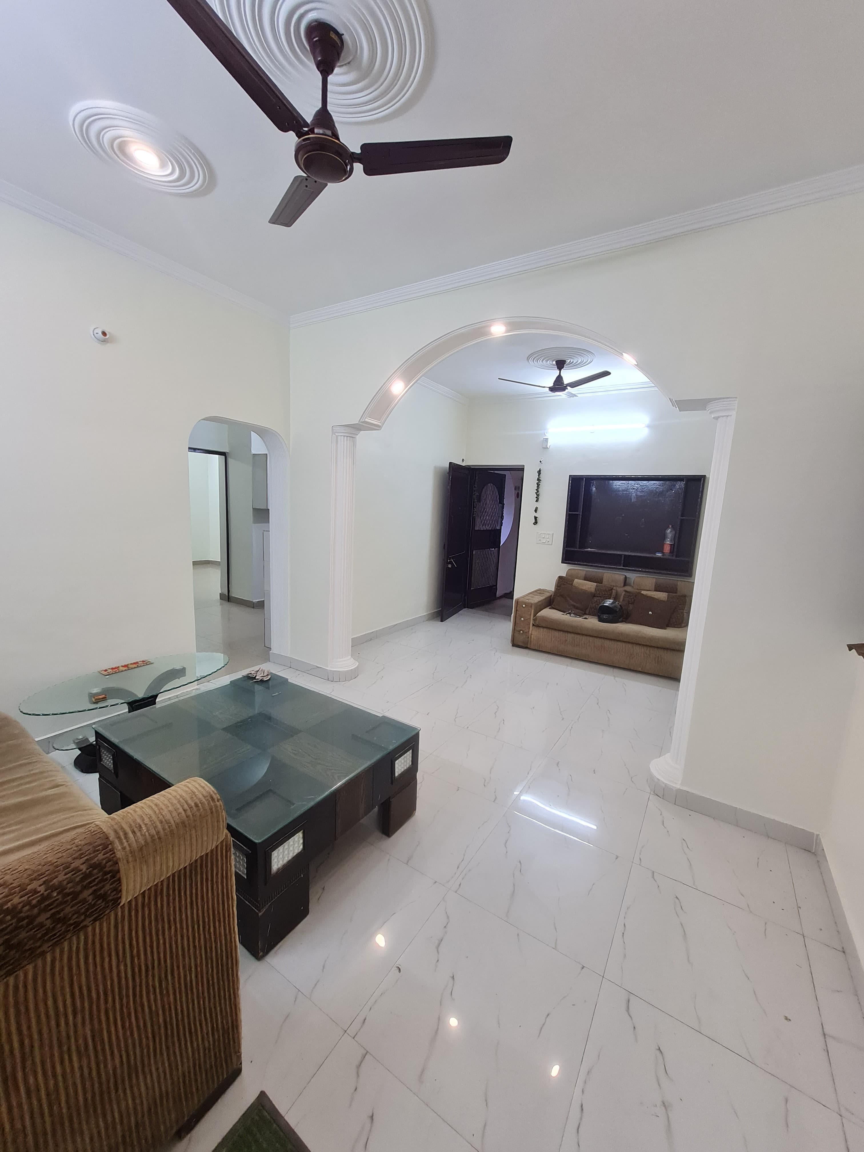 3 BHK Apartment For Rent in Arun Vihar Sector 37
