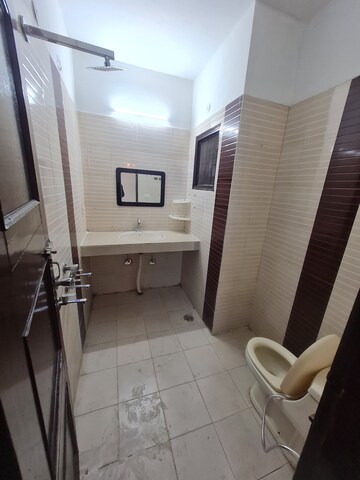 Bathroom in 3 BHK Apartment at Arun Vihar Sector 37, Sector 37 – for Rent