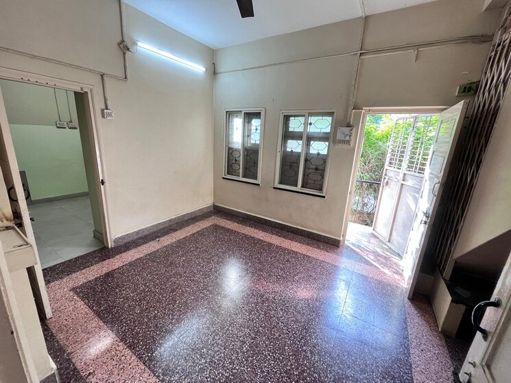 Room, bramha-avenue 1 Bedroom 650 Sq.Ft. Apartment In Kondhwa Pune 8636351