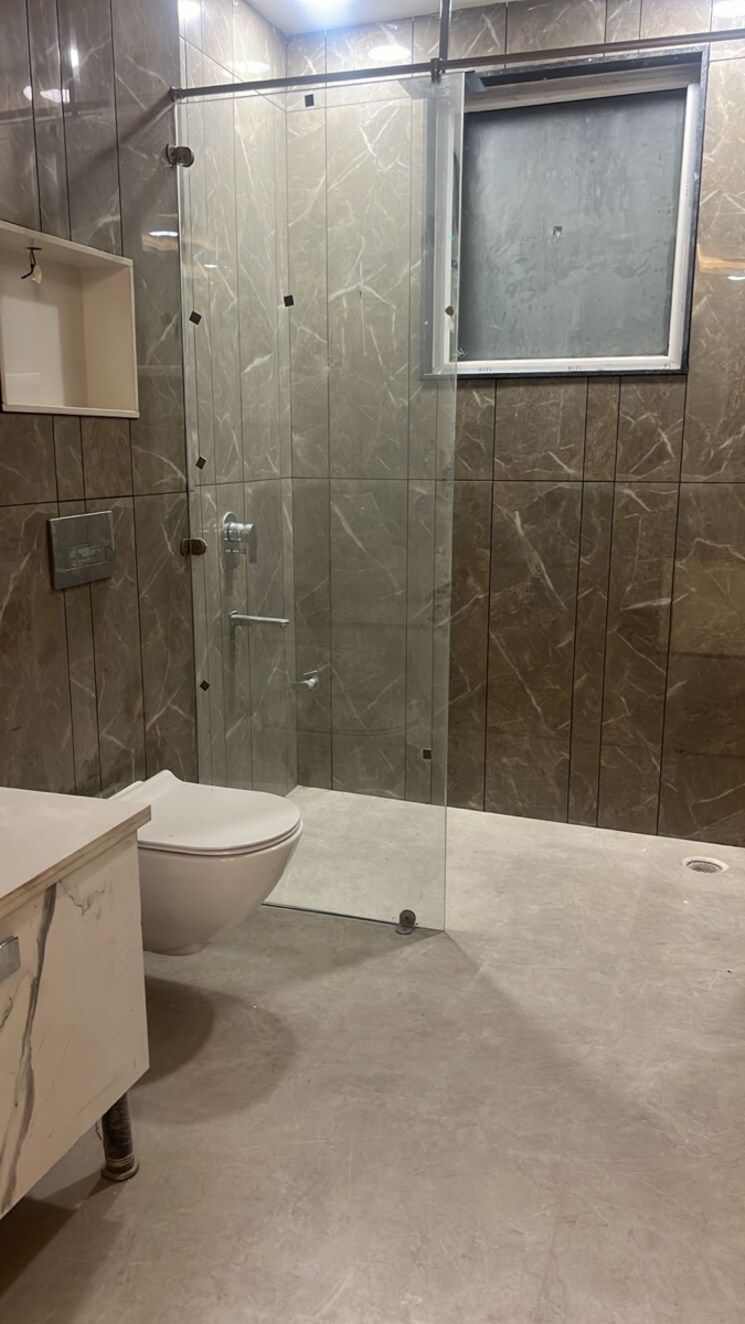 Bathroom, sector 85 4 Bedroom 350 Sq.Yd. Builder Floor In Sector 85 Faridabad 8636361