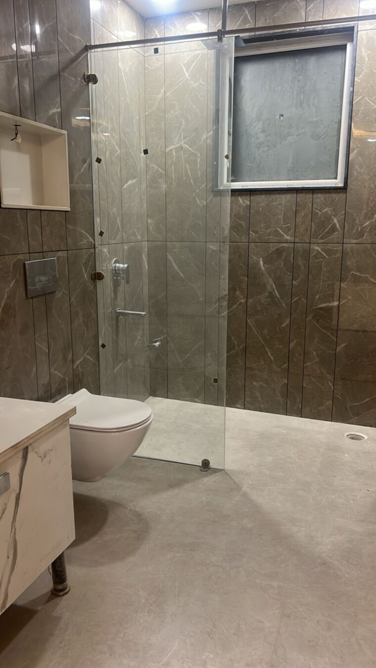 Bathroom, sector 85 4 Bedroom 350 Sq.Yd. Builder Floor In Sector 85 Faridabad 8636361