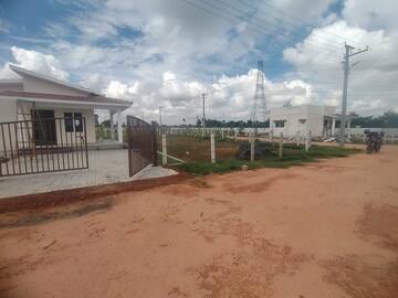  Plot – Exterior View View at Singaperumal Koil - for Sale