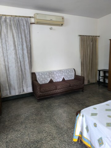 Bedroom in 1 BHK Independent House at Delta Iii Greater Noida – for Rent
