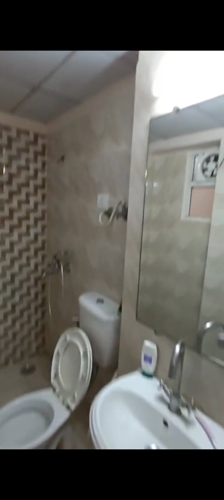 Bathroom, gaur-city-7th-avenue 2 Bedroom 534 Sq.Ft. Apartment In Sector 4 Greater Noida Greater Noida 8636390