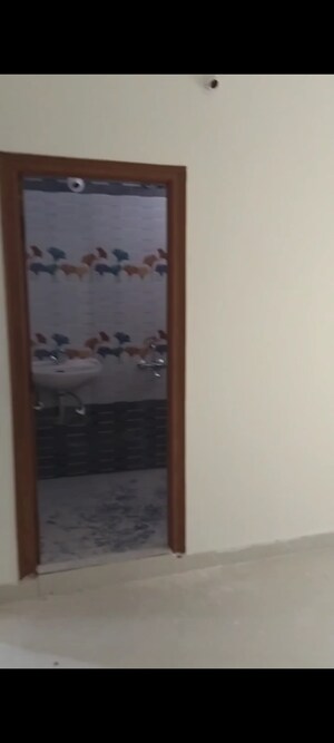 Room in 3 BHK Apartment at Mehdipatnam – for Sale