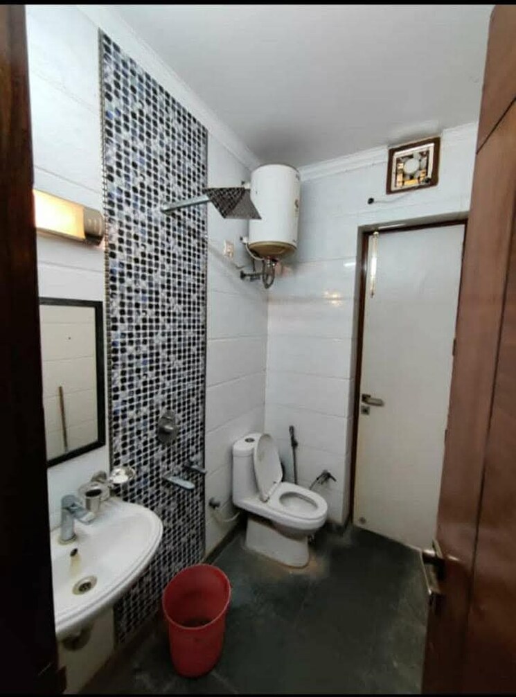 Master Bedroom, rwa-tomar-colony 2 Bedroom 450 Sq.Ft. Builder Floor In Mukundpur Delhi 8636428