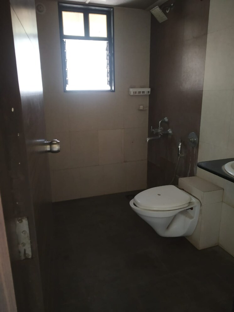 Attached Bathroom, gagan-avenue 3 Bedroom 1450 Sq.Ft. Apartment In Kondhwa Budruk Pune 8636438