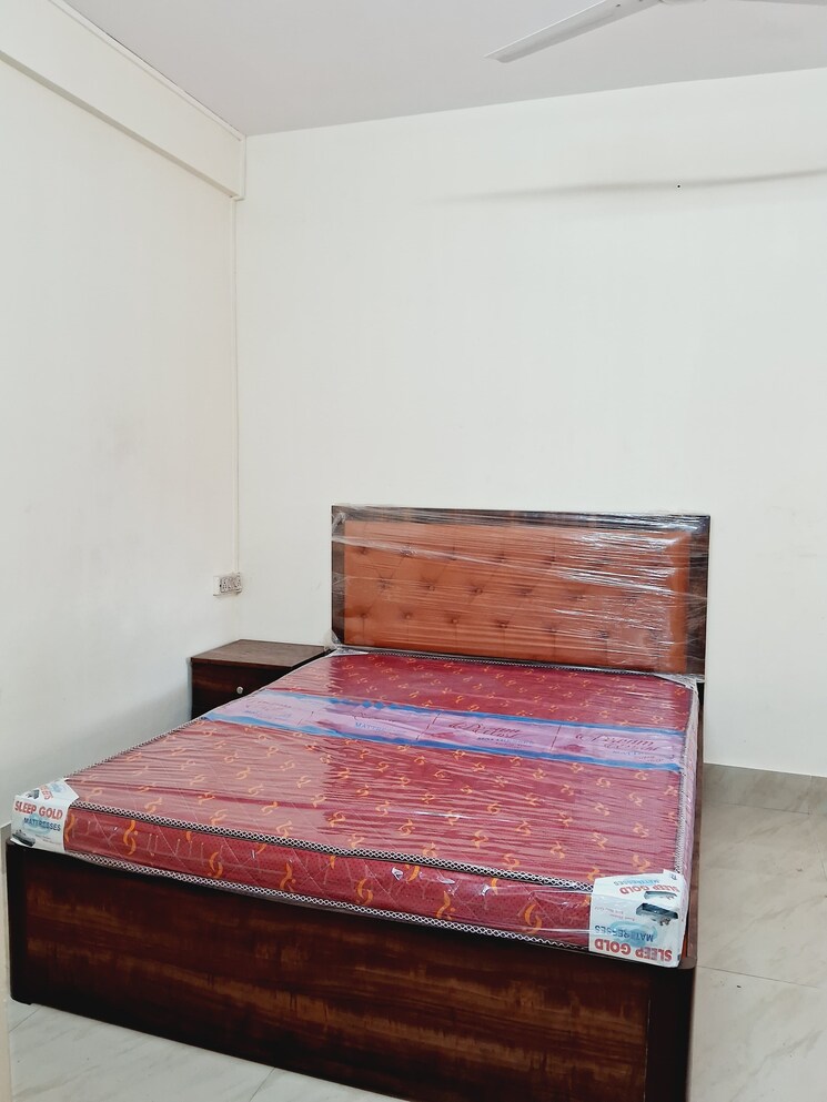 Bedroom, mrugchhaya-chs 2 Bedroom 900 Sq.Ft. Apartment In Andheri West Mumbai 8636493