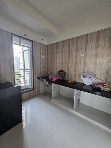Kitchen in 1.5 BHK Apartment at Sheth Zuri, Laxmi Nagar – for Rent