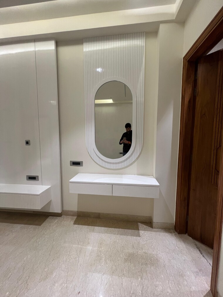 Bathroom, surya nagar 4 Bedroom 3000 Sq.Ft. Builder Floor In Surya Nagar Ghaziabad 8636512