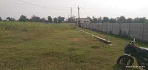  Land For Sale in Sg Highway