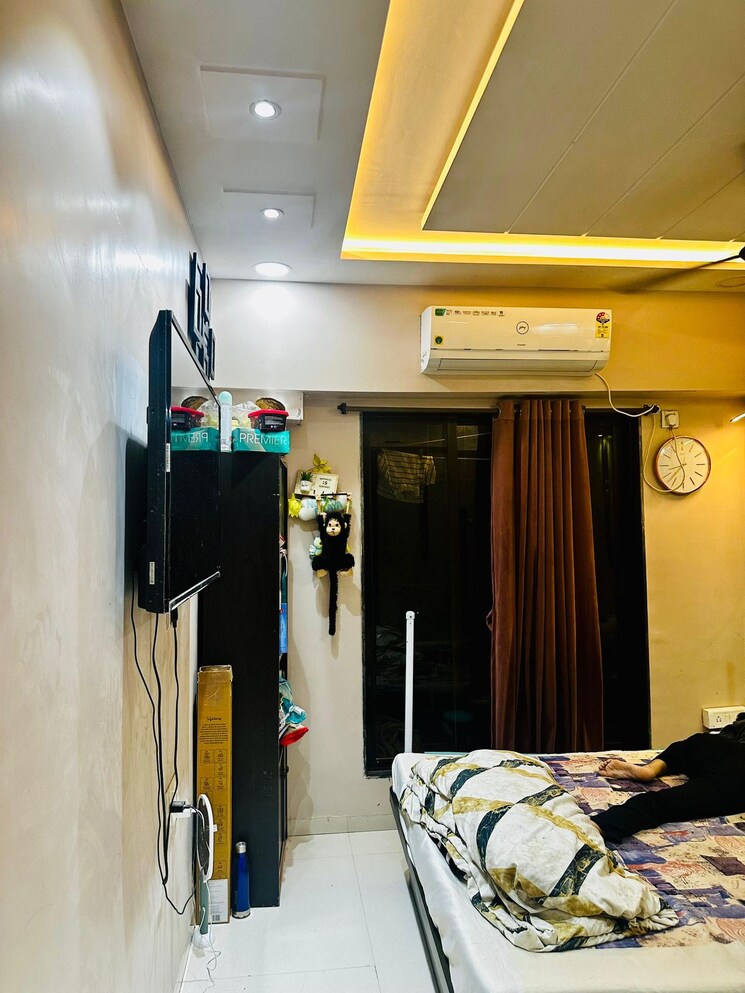 Master Bedroom, siddhagiri-chs 2 Bedroom 800 Sq.Ft. Apartment In Goregaon West Mumbai 8636520