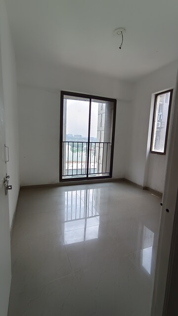 Room in 1 BHK Apartment at Applewood Satyesh Residency, Shela – for Rent