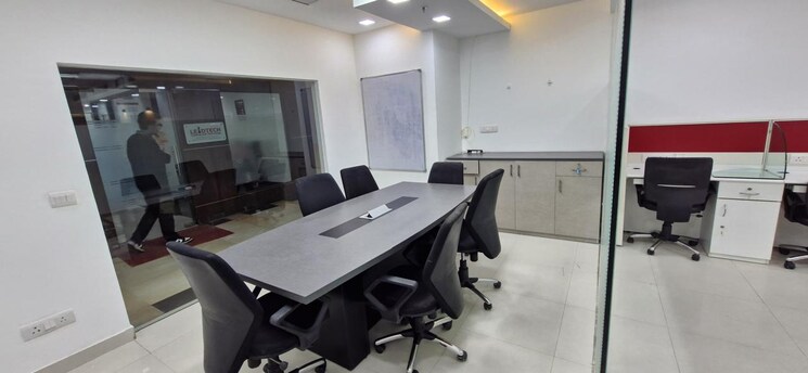Team Area, spaze-itech-park Commercial Office Space 3000 Sq.Ft. In Sector 49 Gurgaon 8636562